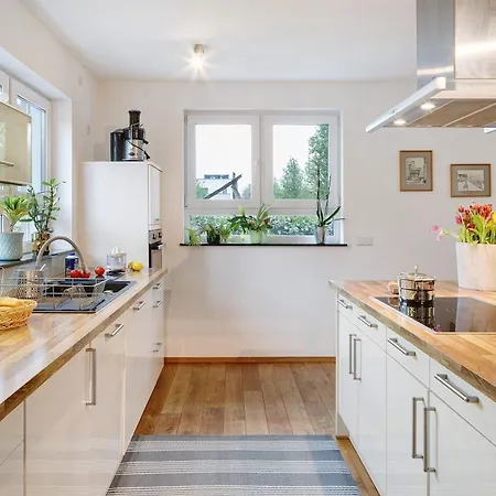 Modernes 5 Schlafzimmer Haus Mit T フライブルク