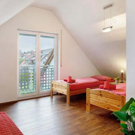 Modernes 5 Schlafzimmer Haus Mit T 別荘